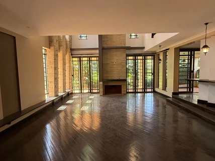 5-bedroom Villa for sale in Karen, Nairobi