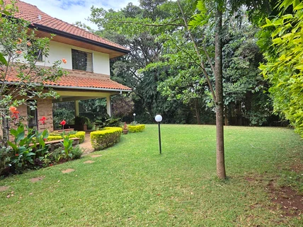 5-bedroom House for rent in Rosslyn, Westlands