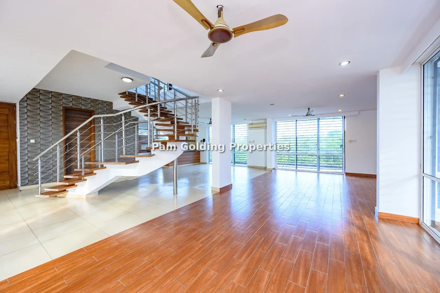 4-bedroom Apartment for sale in Nyali Area