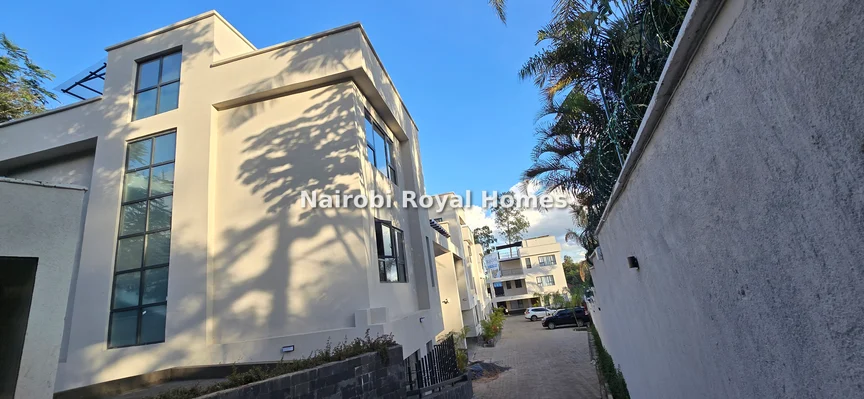 5-bedroom Townhouse for rent in Lavington