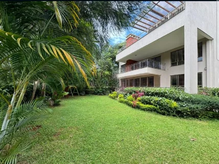5-bedroom Townhouse for sale in Lavington, Nairobi