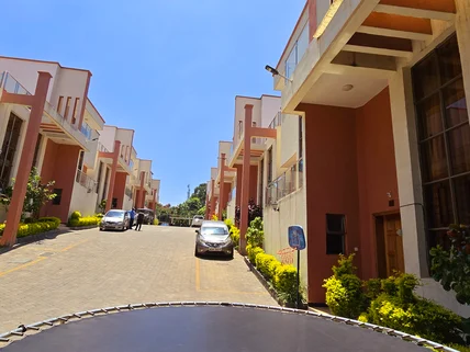 5-bedroom Townhouse for sale in Lavington, Nairobi