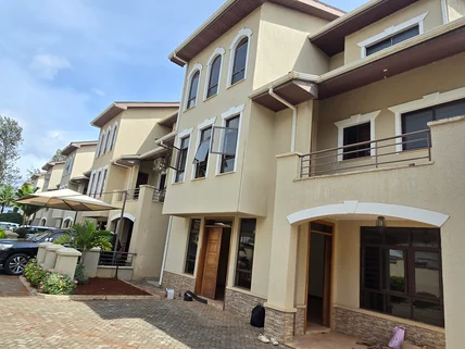 5-bedroom Townhouse for rent in Lavington, Nairobi