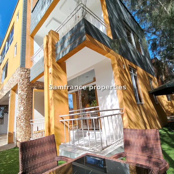 4-bedroom Villa for sale in Kikambala