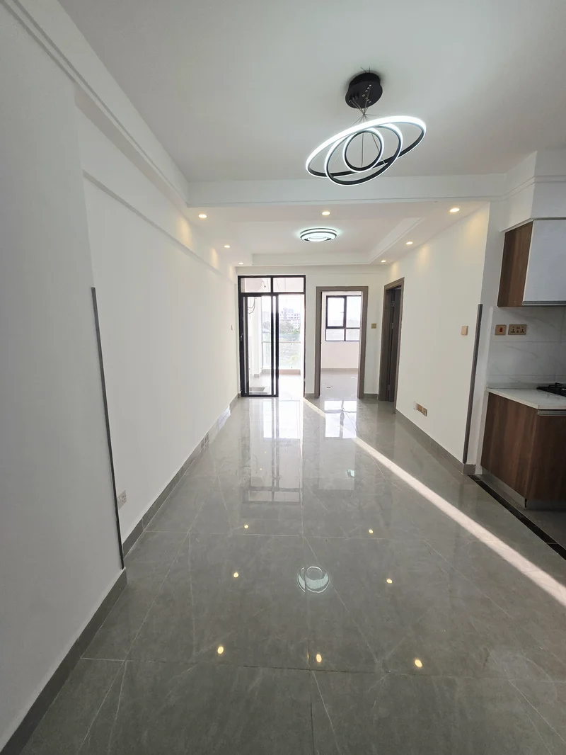 One Bedroom Modern Apartments plus Study Room