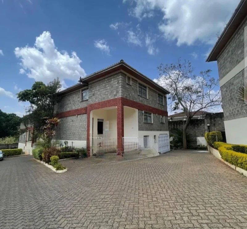 5 Bedroom Townhouse for Sale in Lavington