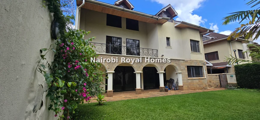 5-bedroom Townhouse for rent in Lavington