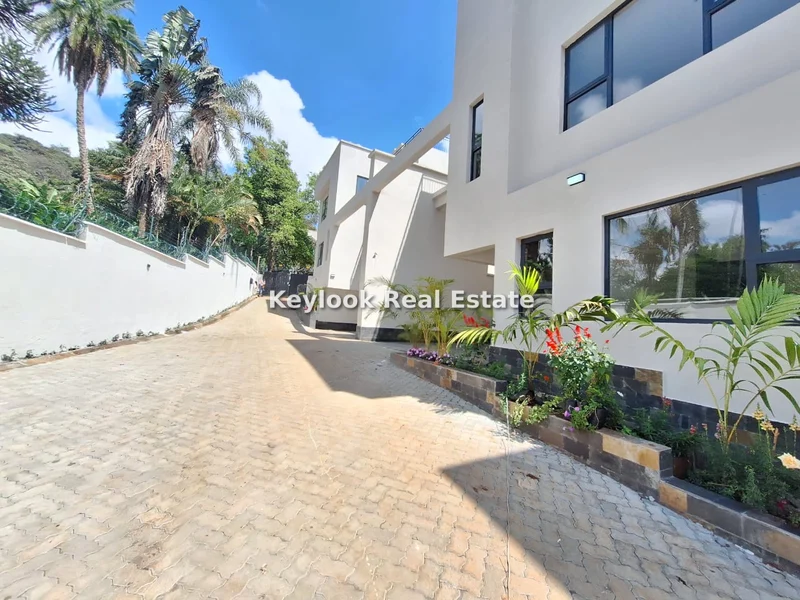 5-bedroom Townhouse for rent in Lavington