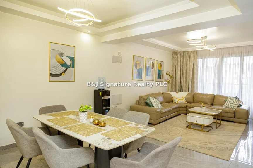 3-bedroom Apartment for rent in Riverside