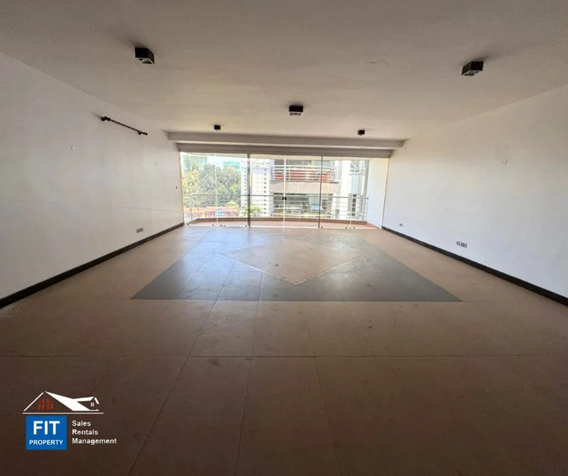 Elegant 3 Bedroom All En-Suite Apartment for Sale