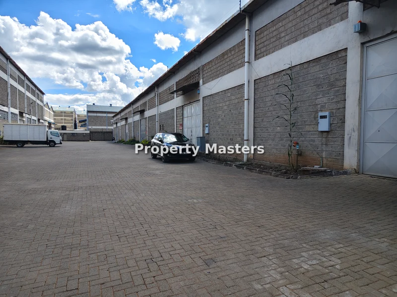 Warehouse for sale in Ruaraka