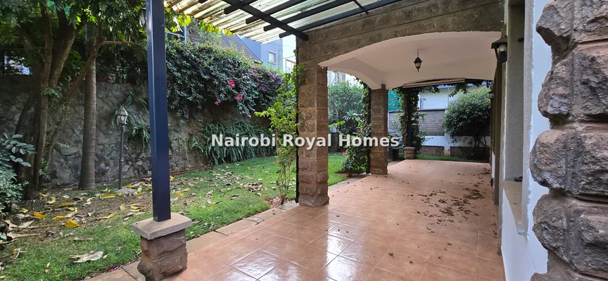 5-bedroom Townhouse for rent in Lavington
