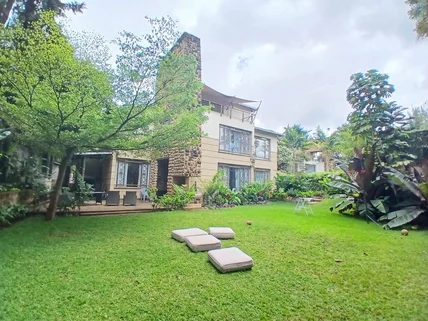5-bedroom Townhouse for sale in Lavington, Nairobi