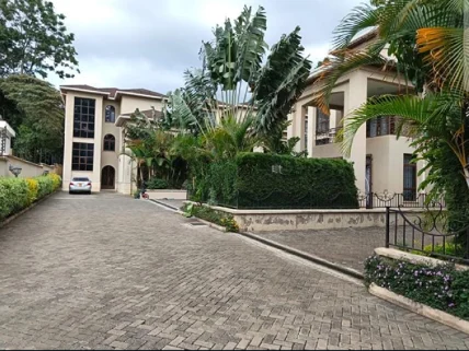 5-bedroom Townhouse for sale in Lavington, Nairobi