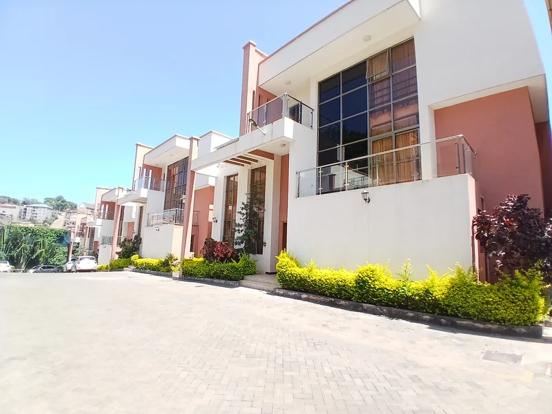 Beautiful 5 bedrooms townhouse for sale in Lavington