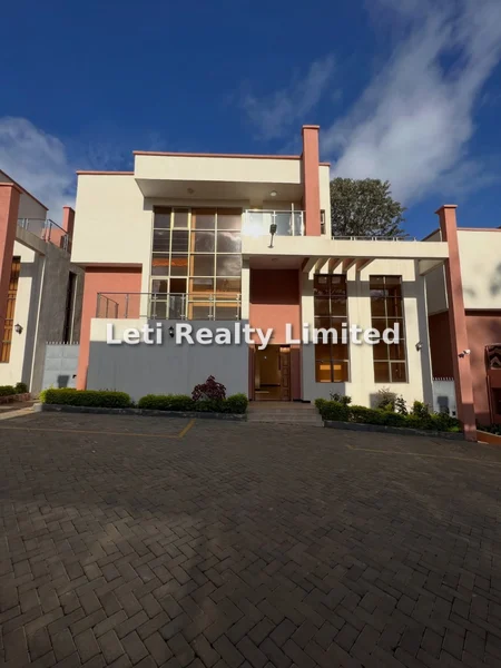 5-bedroom Townhouse for sale in Lavington