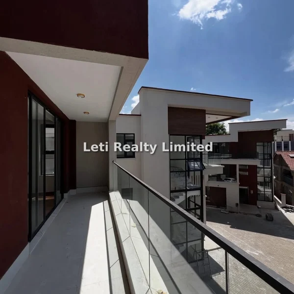 5-bedroom Townhouse for sale in Lavington
