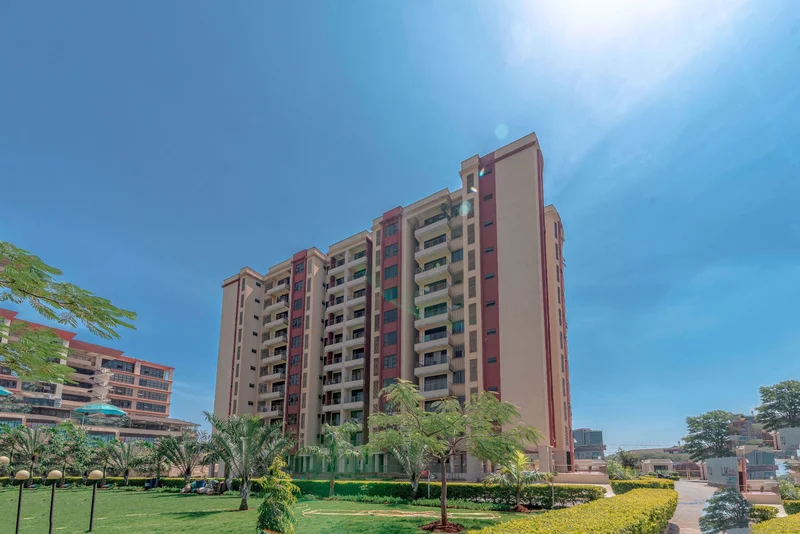 Luxury Three Bedroom Apartment