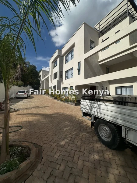 5-bedroom Townhouse for rent in Lavington