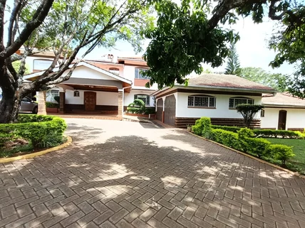 5-bedroom House for rent in Rosslyn, Westlands