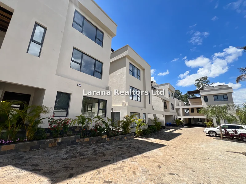 5-bedroom Townhouse for rent in Lavington
