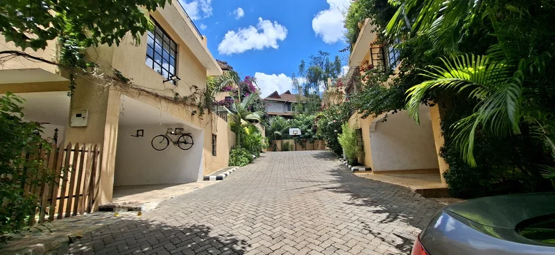 A 5bdrm townhouse for sale in kyuna