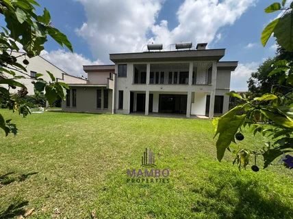 6-bedroom Townhouse for sale in Lavington, Nairobi