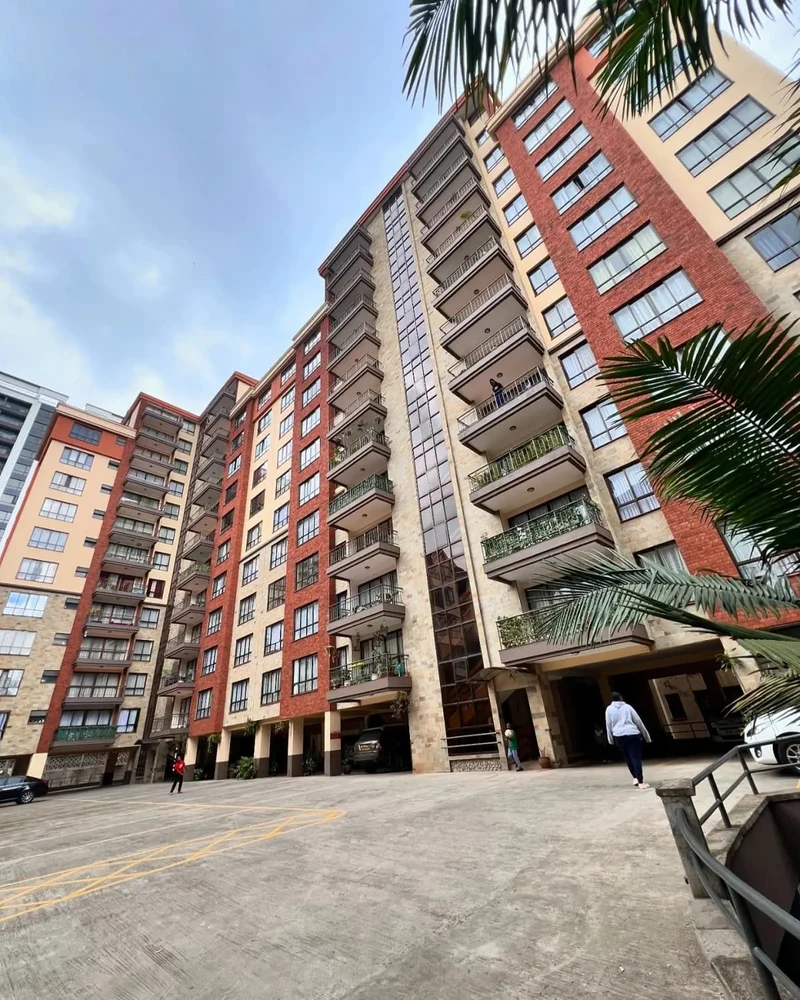3-Bedroom + DSQ Apartment To Let in Kilimani for Kes 120,000 per month