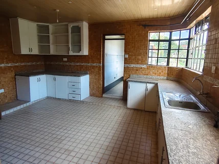 4-bedroom Apartment for rent in Kileleshwa, Nairobi