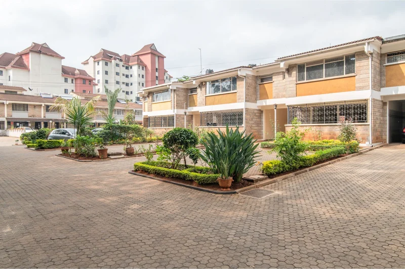 Spacious 4 Bedroom Villa for Sale in Westlands