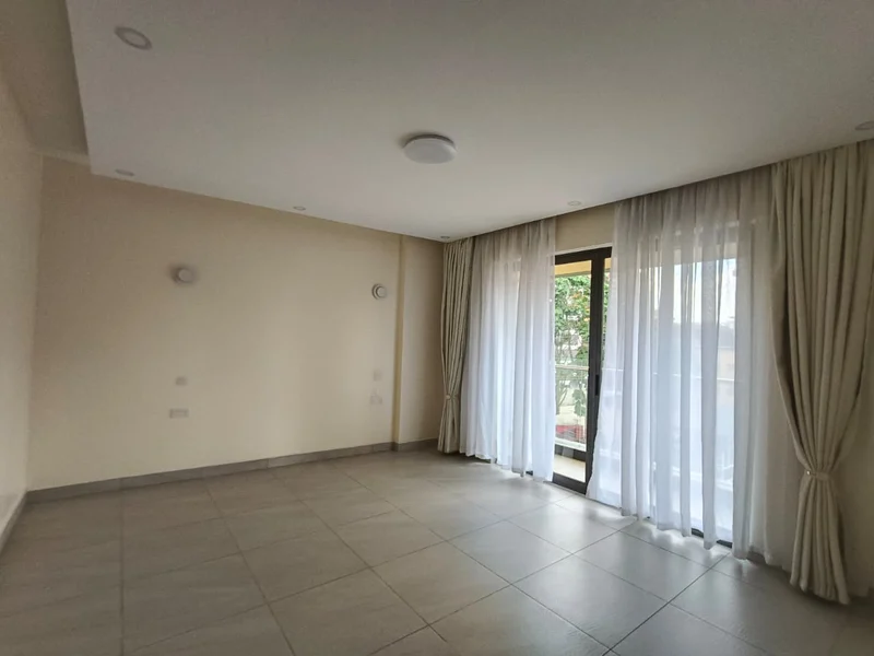 Newly built 2 bedroom for rent with SQ