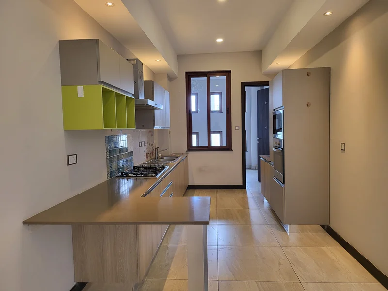 3 bedroom apartment to let in general mathenge