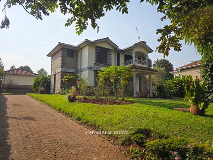 4-bedroom House for sale in Rosslyn, Westlands