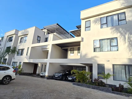 5-bedroom Townhouse for rent in Lavington, Nairobi