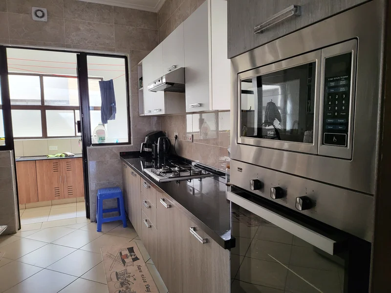 3 bedroom unfurnished apartment to rent in general mathenge