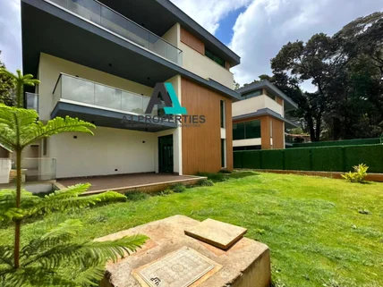 5-bedroom Townhouse for sale in Lavington, Nairobi