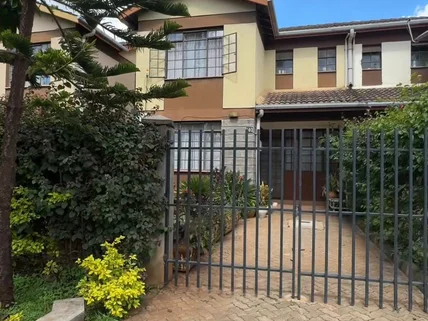 4-bedroom House for sale in Komarock, Nairobi