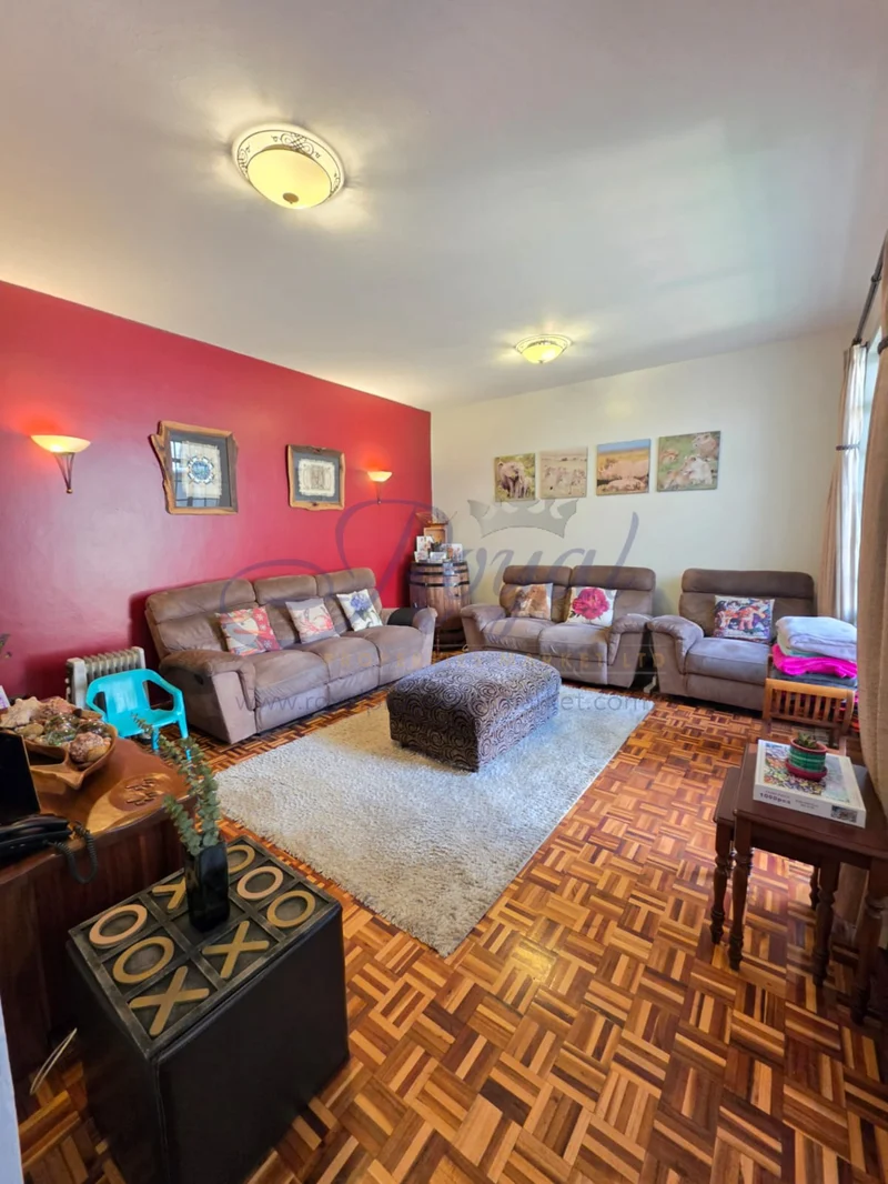 Lavington – Elegant 4-Bedroom Family Home For Sale
