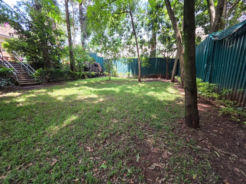 Prime Development & Office Opportunity: Refurbished 3-Bedroom Bungalow in Upper Hill, Nairobi