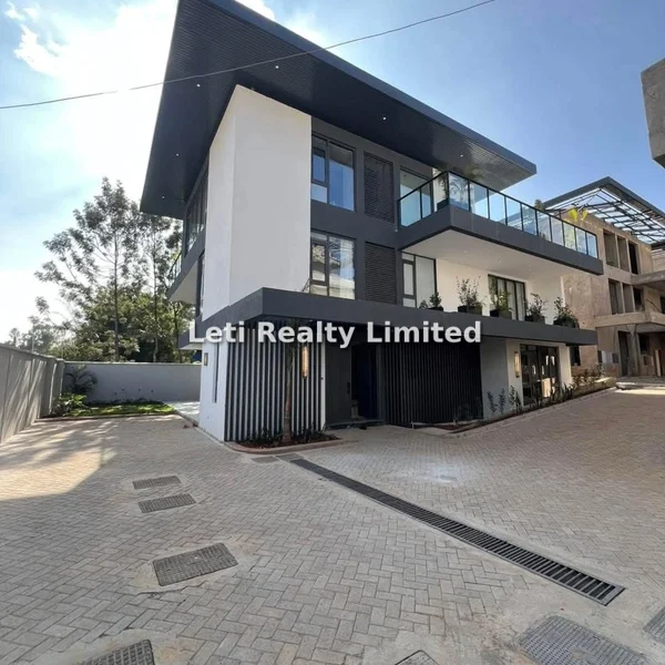 5-bedroom Townhouse for sale in Lavington