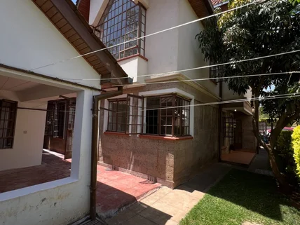 4-bedroom Townhouse for sale in Lavington, Nairobi