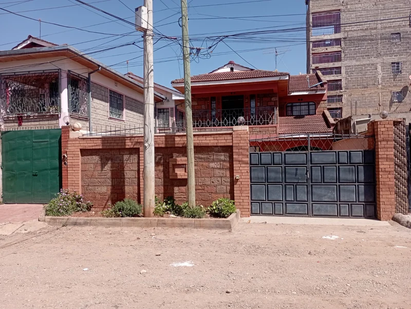 5-Bedroom Double Storey House for Sale – Kasarani, Nairobi Asking Price: KSh 16 Million