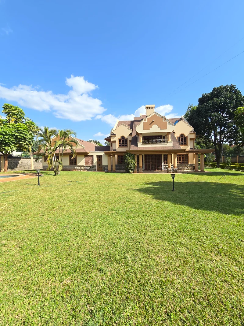 Old Runda - A beautiful 5-bedroom family home for sale at 130 Million
