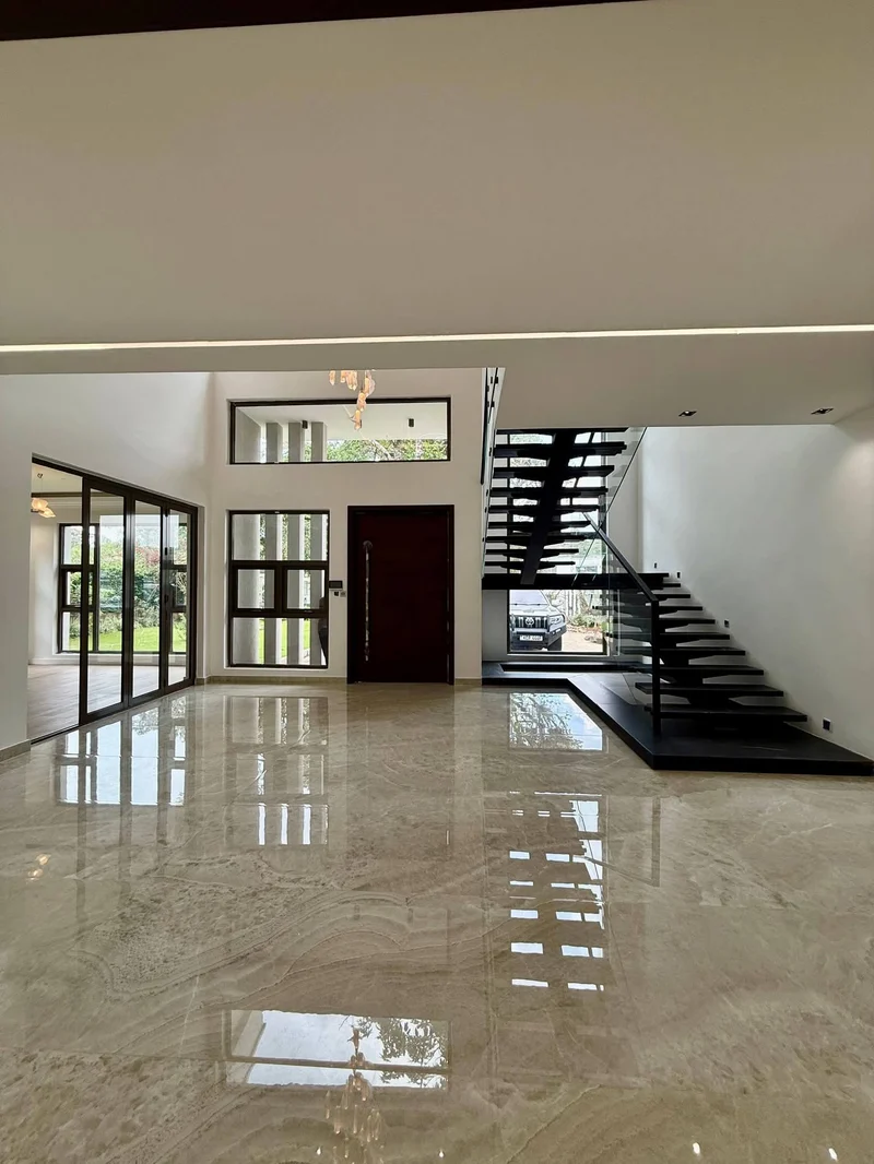Luxurious 5-Bedroom Villa for Sale in Hardy, Karen