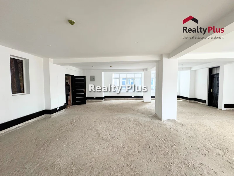 Office for rent in Westlands Area