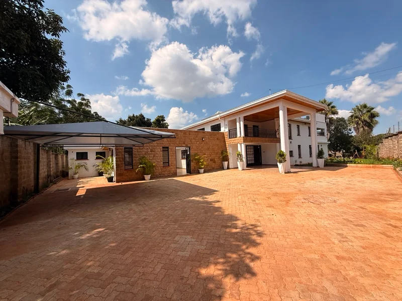 STUNNING 5-BEDROOM VILLA plus 2 bedroom guest wing on a prime area of Runda selling at Kes 148 Million