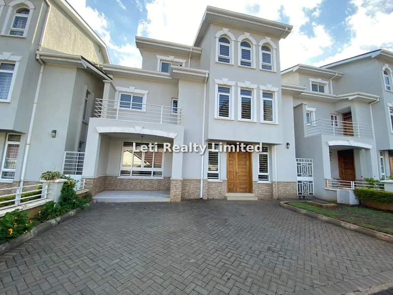 5-bedroom Townhouse for sale in Lavington