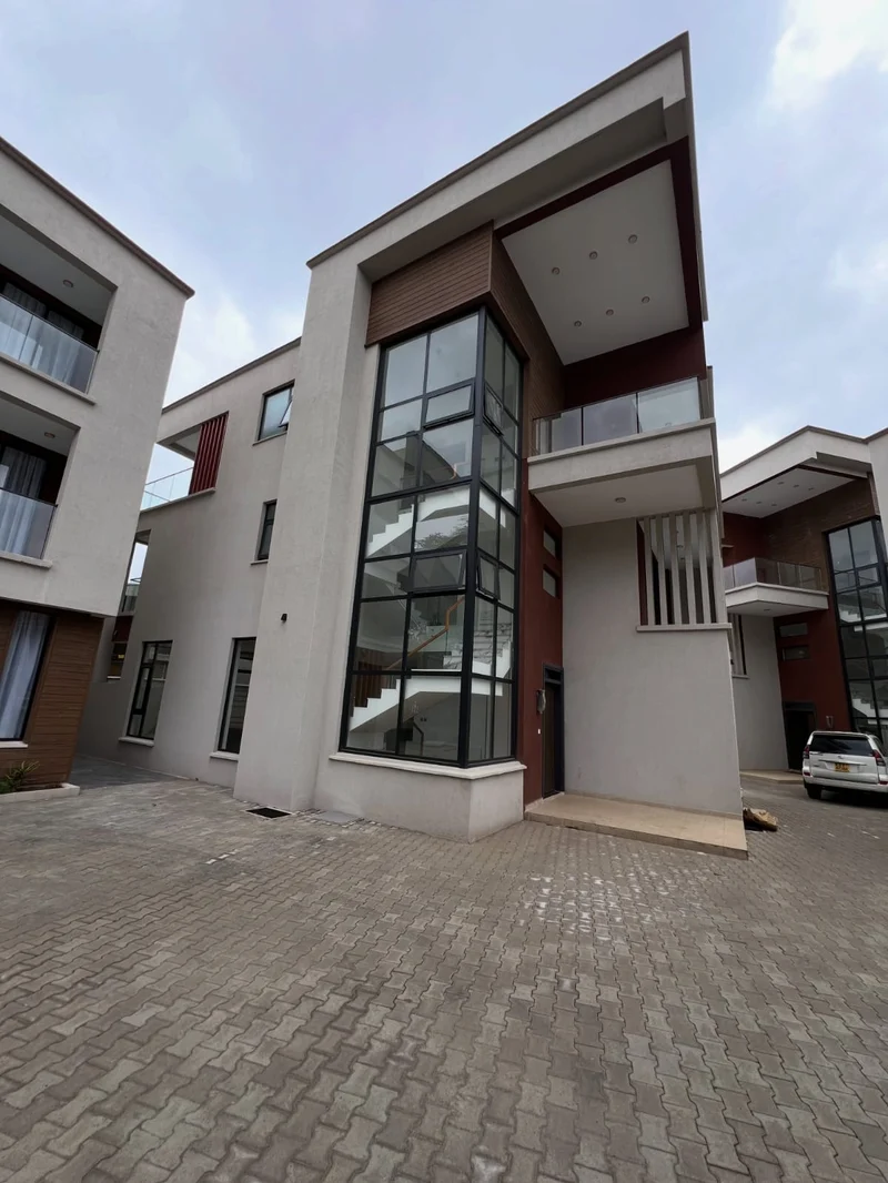 5 Bedroom Townhouse for Sale in Lavington