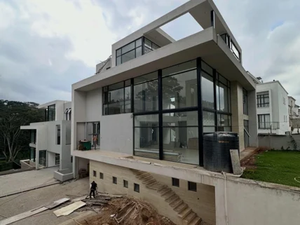 6-bedroom Townhouse for sale in Lavington, Nairobi