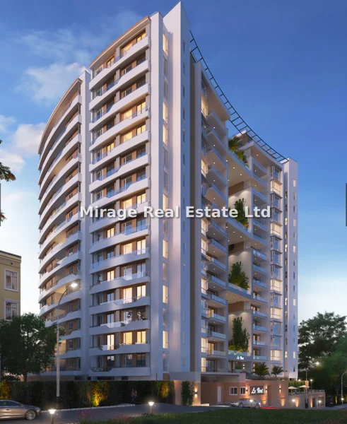 3-bedroom Apartment for sale in Riverside
